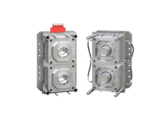 China Plastic Injection Mold Maker